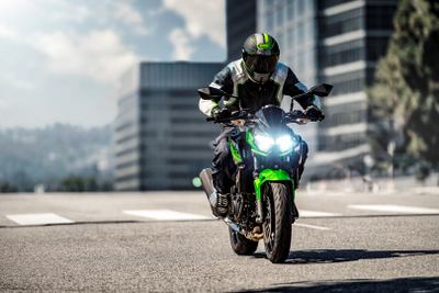 2019-kawasaki-z400-first-look-specs-8.jpg